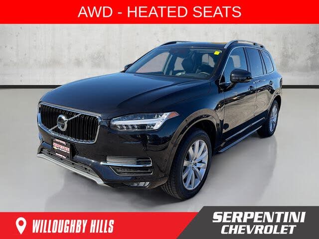 2017 Volvo XC90 T6 Momentum AWD