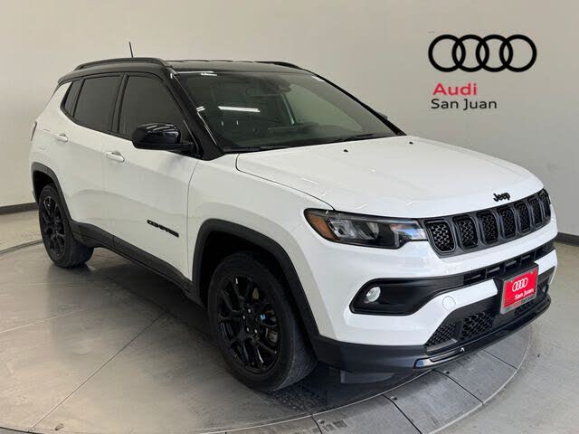 2023 Jeep Compass Altitude 4WD