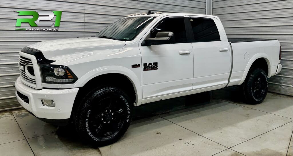 2018 RAM 3500 Laramie Crew Cab 4WD
