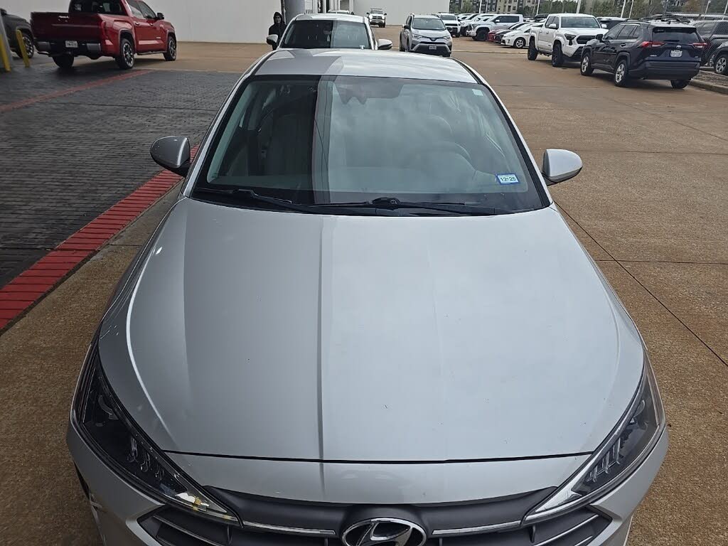 2019 Hyundai Elantra SEL FWD