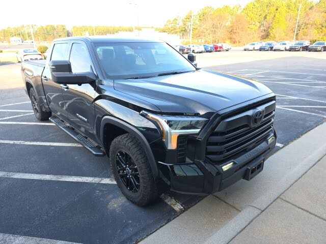 2022 Toyota Tundra SR5 CrewMax Cab LB 4WD