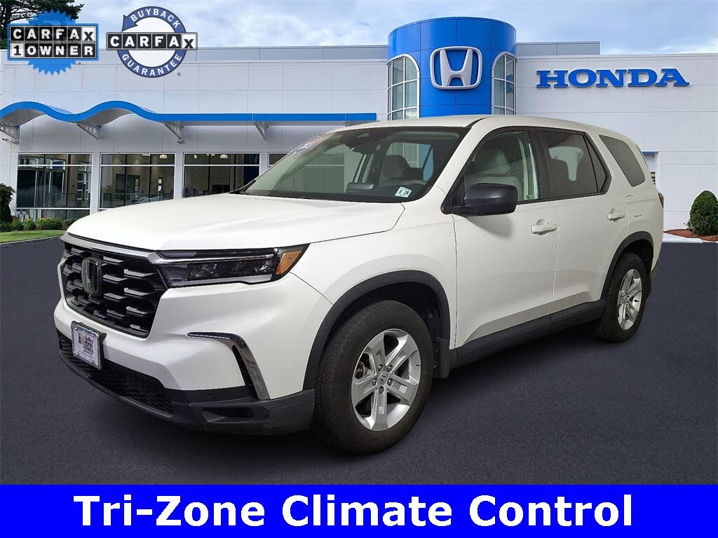 2023 Honda Pilot LX AWD