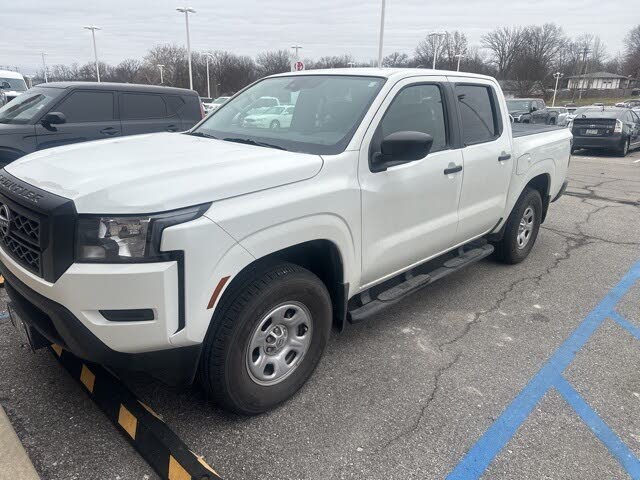 2024 Nissan Frontier S Crew Cab 4WD