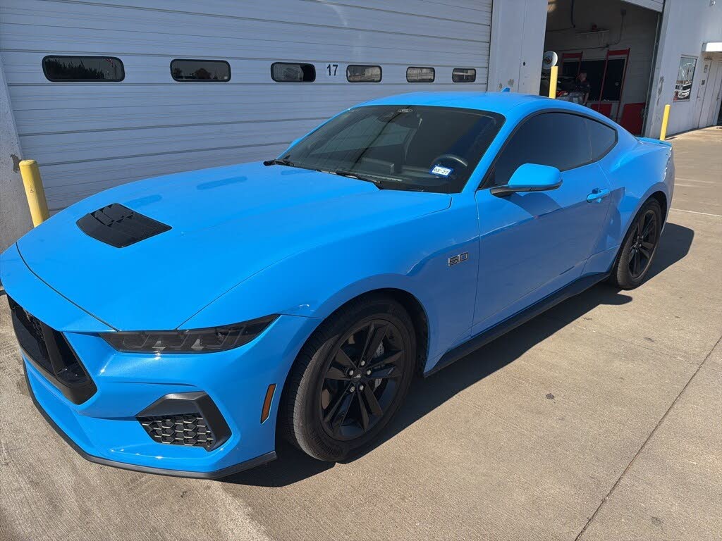 2025 Ford Mustang GT Fastback RWD