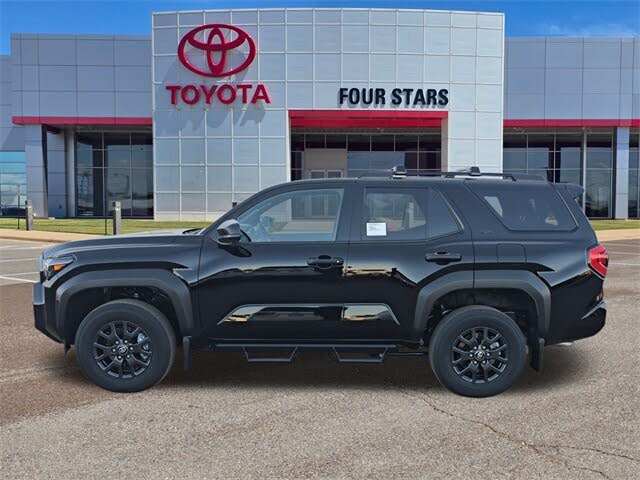2025 Toyota 4Runner SR5 RWD