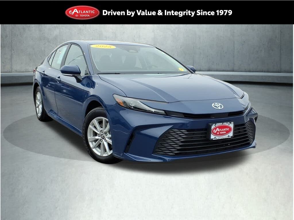 2025 Toyota Camry LE AWD