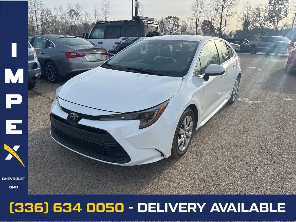 2025 Toyota Corolla LE FWD