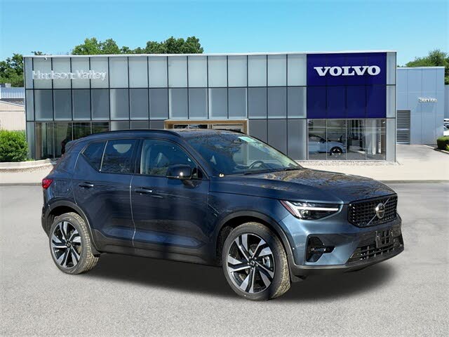 2026 Volvo XC40 B5 Ultra AWD