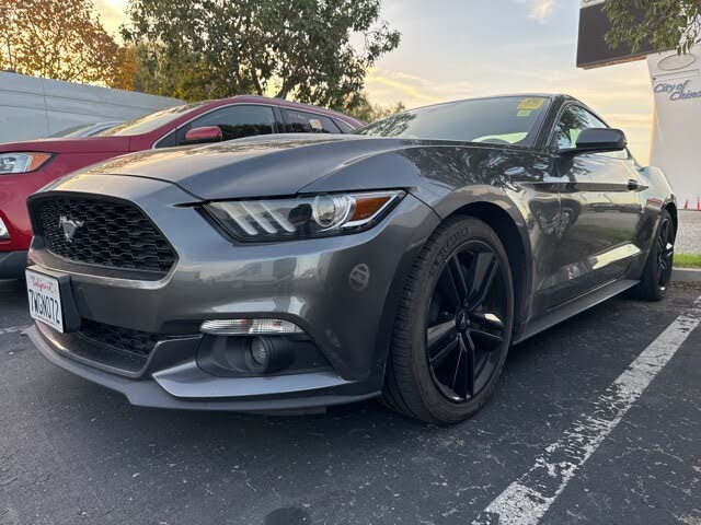 2017 Ford Mustang EcoBoost Premium Coupe RWD