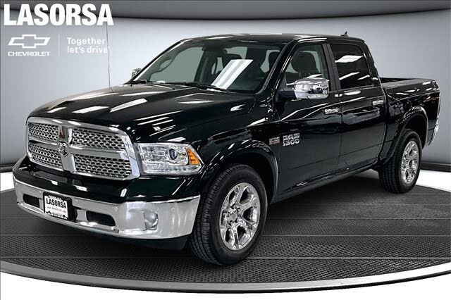 2017 RAM 1500 Laramie Crew Cab 4WD