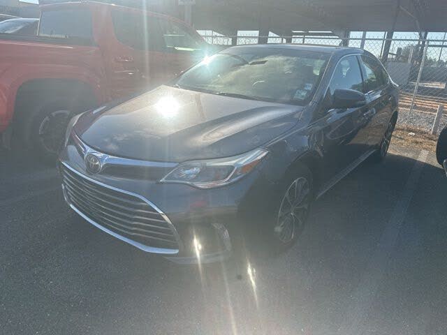 2017 Toyota Avalon XLE