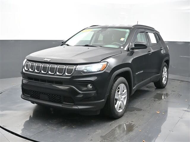 2022 Jeep Compass Latitude FWD