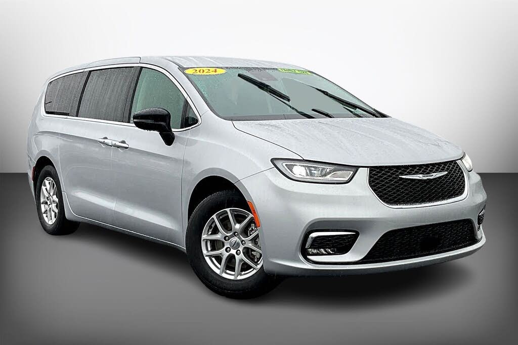 2024 Chrysler Pacifica Touring L FWD