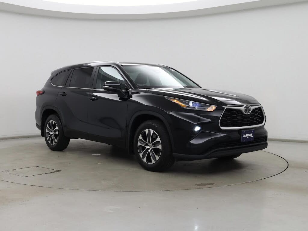 2024 Toyota Highlander XLE AWD