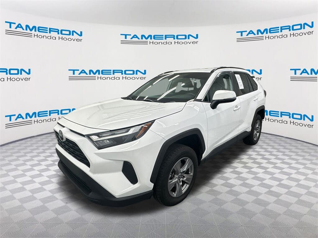 2024 Toyota RAV4 XLE FWD