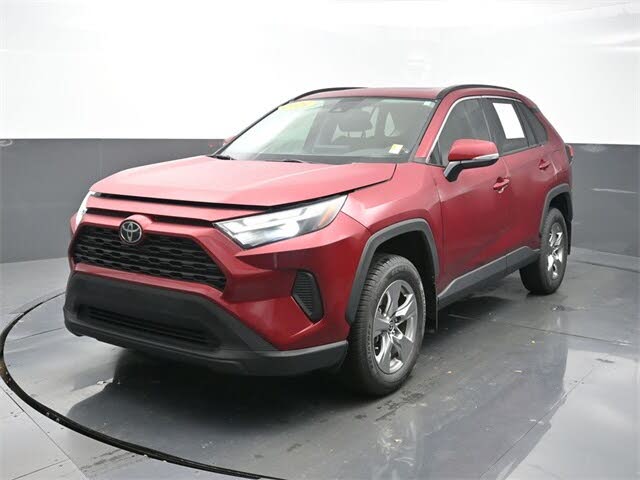 2024 Toyota RAV4 XLE FWD