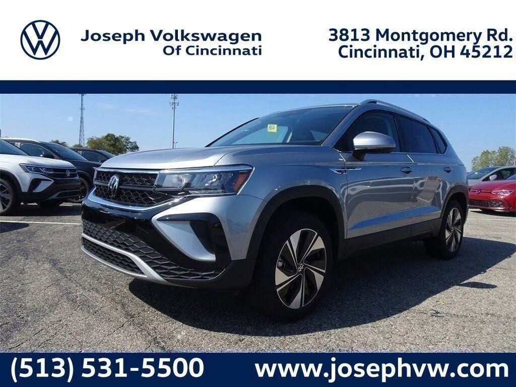 2024 Volkswagen Taos SE 4Motion