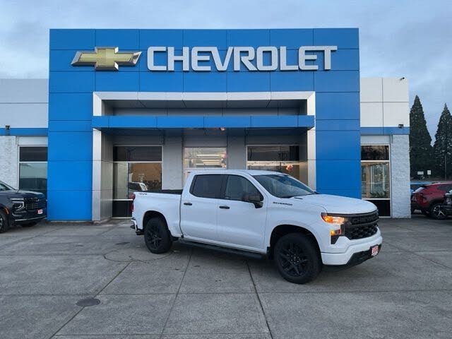 2025 Chevrolet Silverado 1500 Custom Crew Cab 4WD