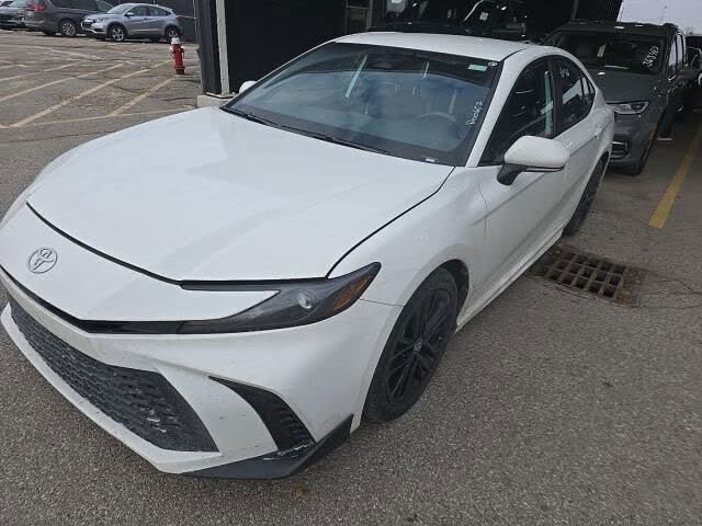 2025 Toyota Camry SE FWD