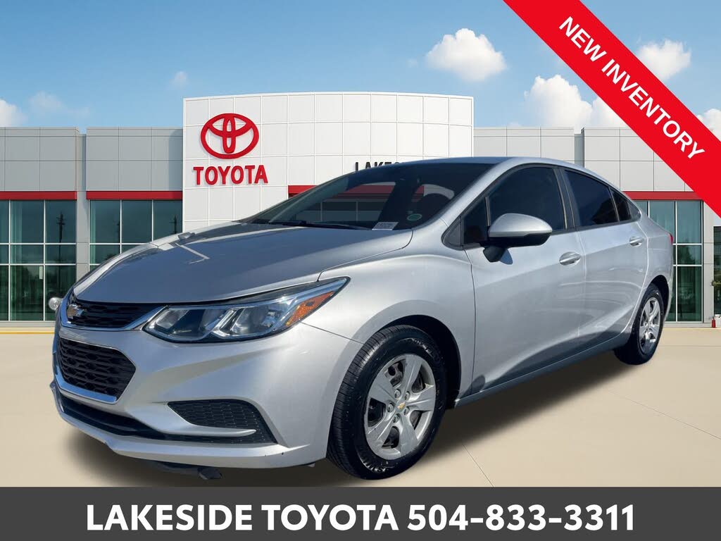 2017 Chevrolet Cruze LS Sedan FWD