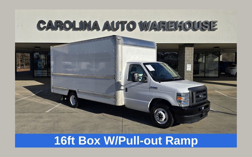 2021 Ford E-Series Chassis E-350 SD Cutaway SB RWD