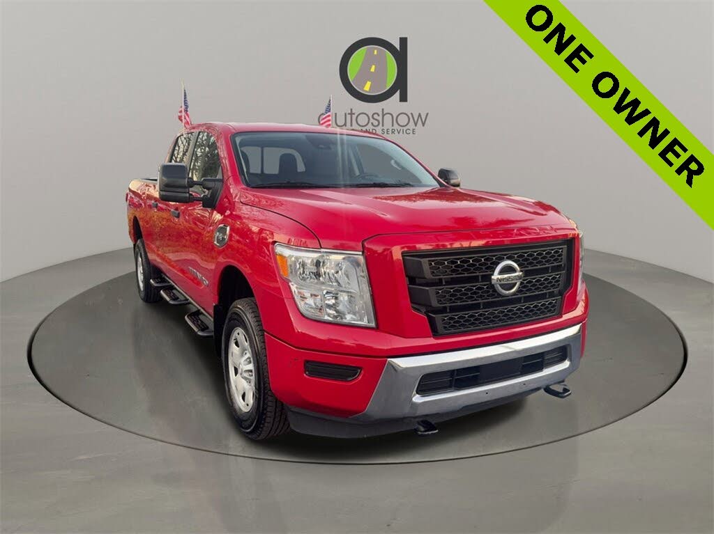 2022 Nissan Titan XD SV Crew Cab 4WD