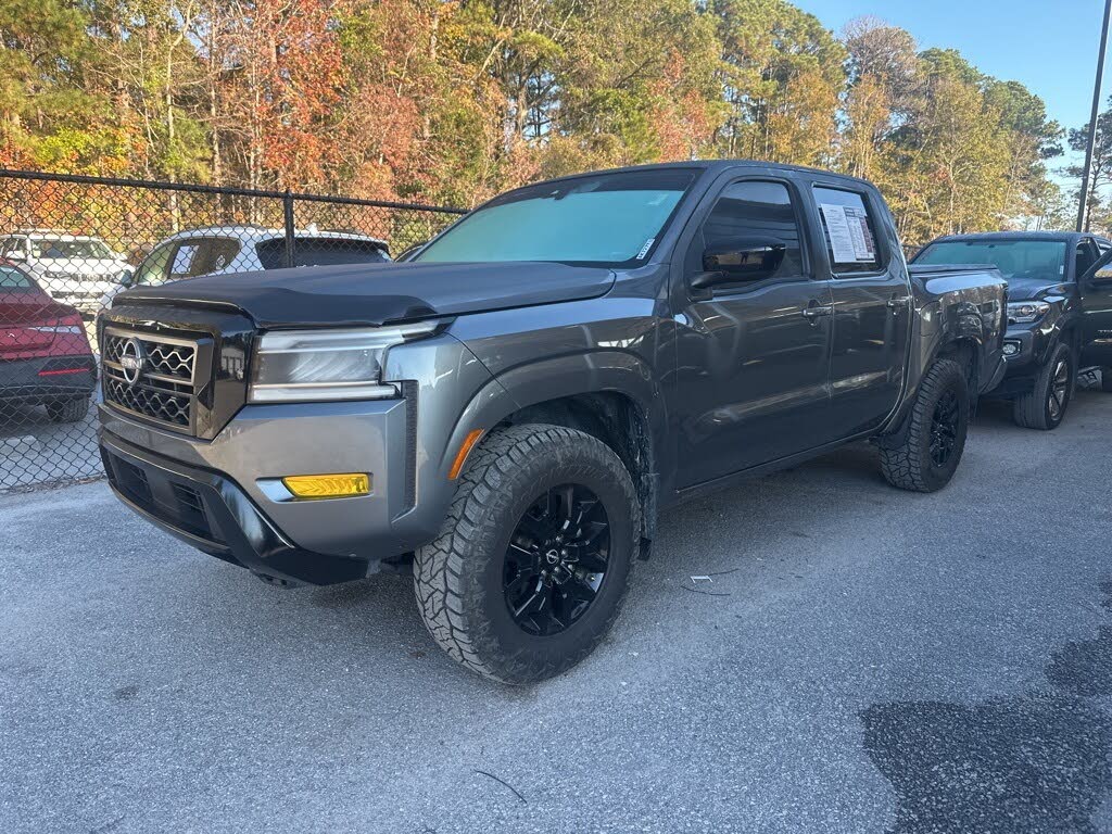 2023 Nissan Frontier SV Crew Cab 4WD