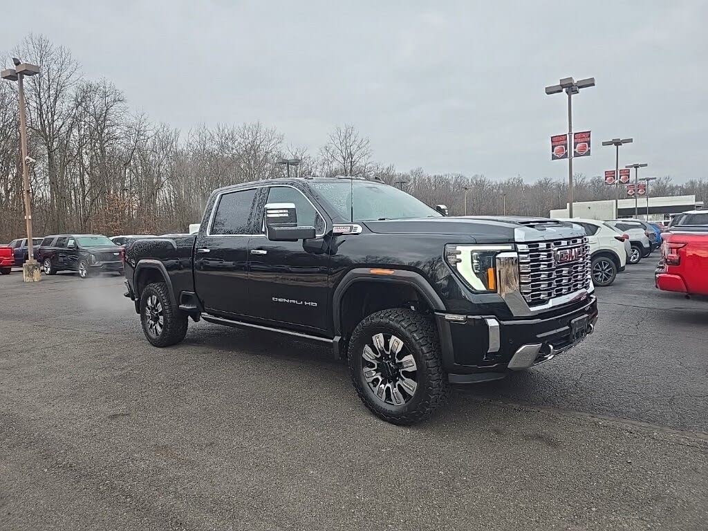 2024 GMC Sierra 2500HD Denali Crew Cab 4WD