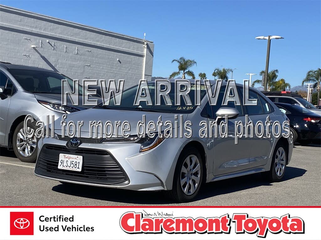 2024 Toyota Corolla LE FWD