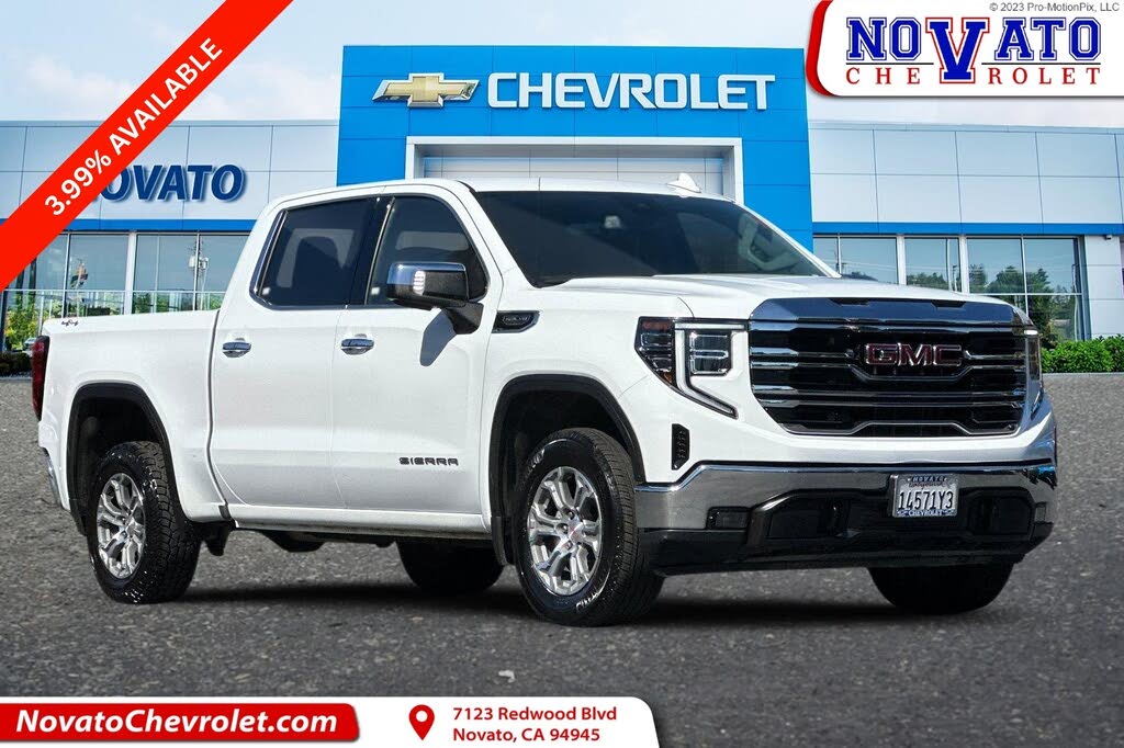 2025 GMC Sierra 1500 SLT Crew Cab 4WD