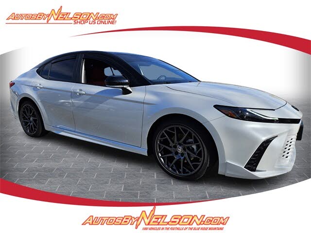 2025 Toyota Camry XSE FWD