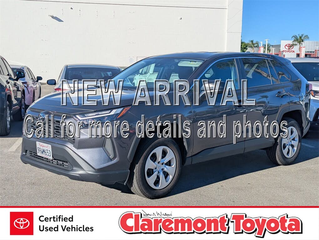 2025 Toyota RAV4 LE AWD