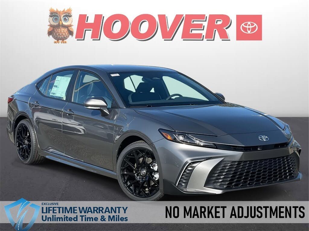 2026 Toyota Camry SE FWD