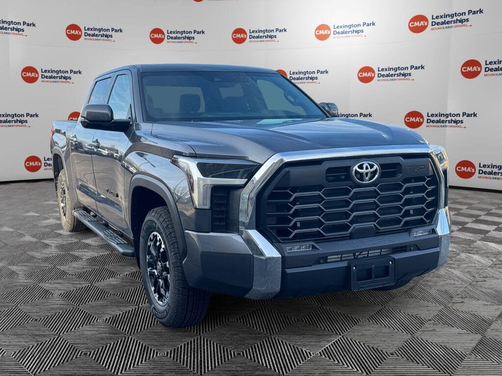 2026 Toyota Tundra SR5 CrewMax Cab 4WD