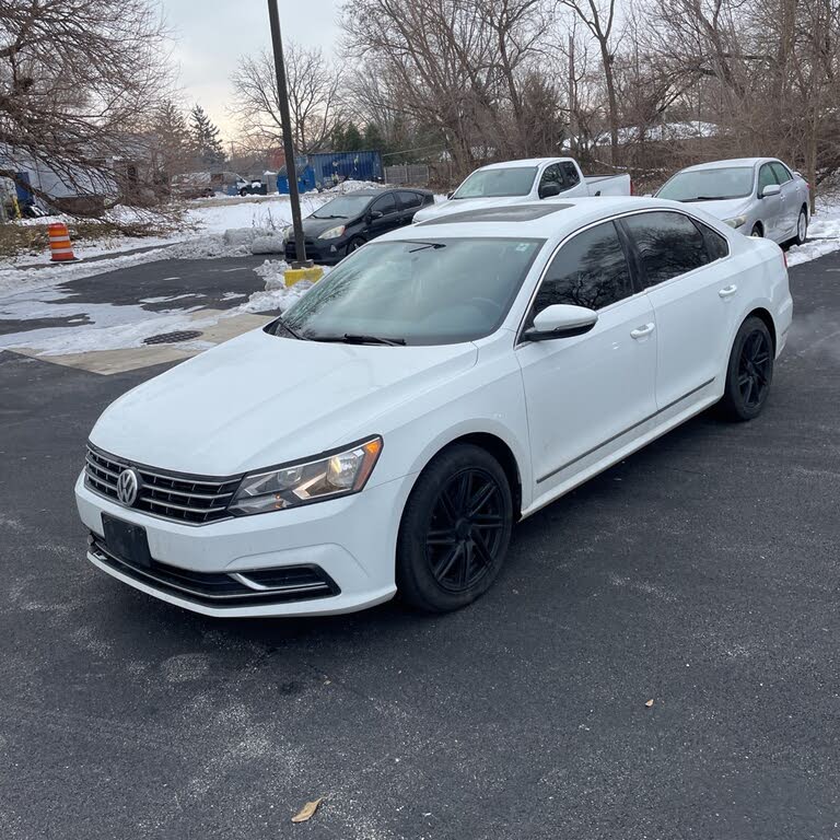 2016 Volkswagen Passat 1.8T SE