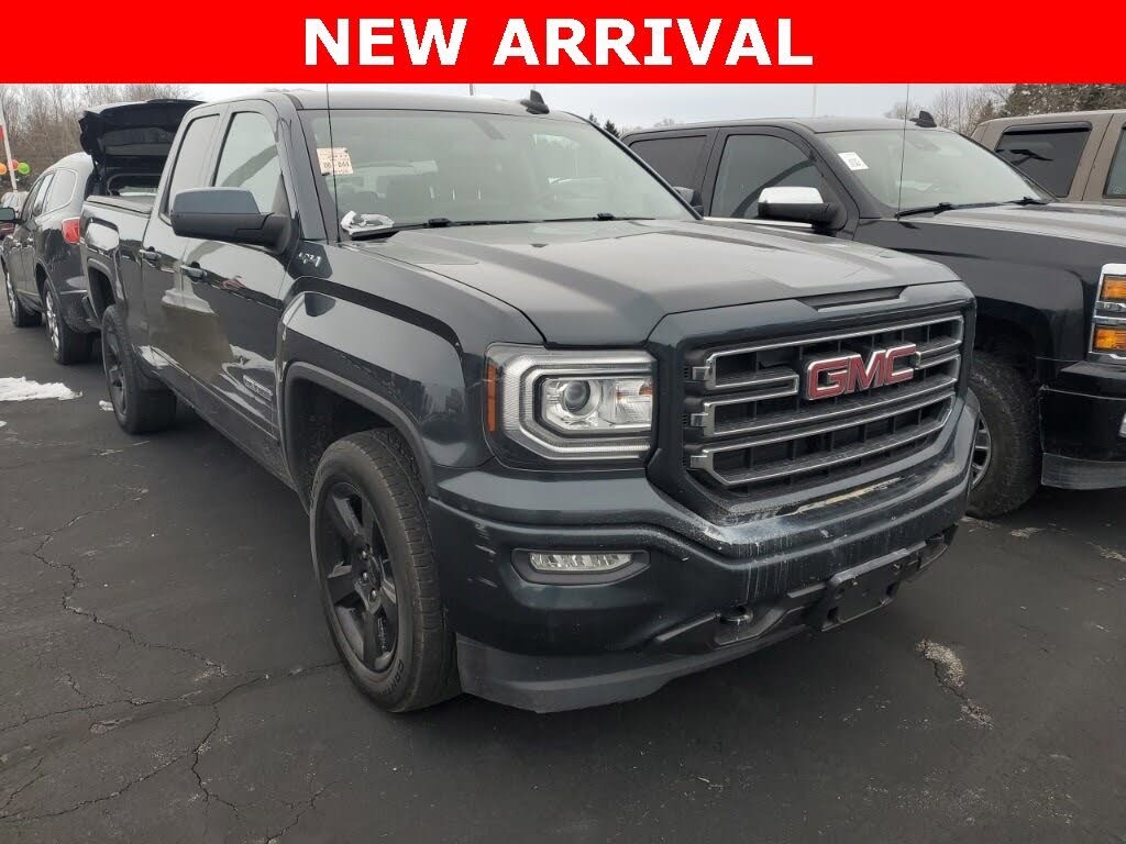 2017 GMC Sierra 1500 Base Double Cab 4WD