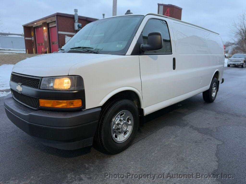 2018 Chevrolet Express Cargo 3500 Extended RWD