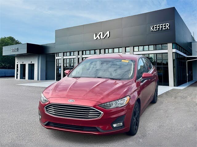 2020 Ford Fusion SE FWD