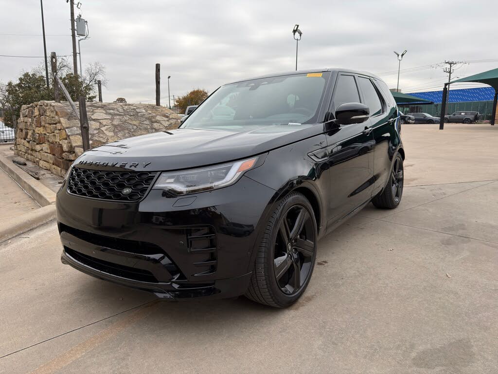 2024 Land Rover Discovery P300 Dynamic SE AWD