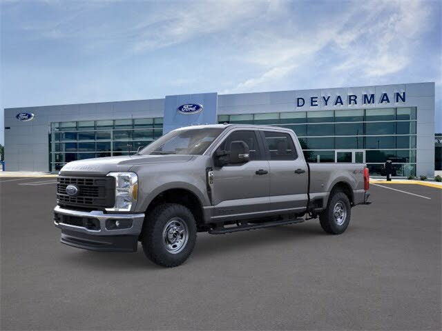 2025 Ford F-250 Super Duty XL Crew Cab 4WD