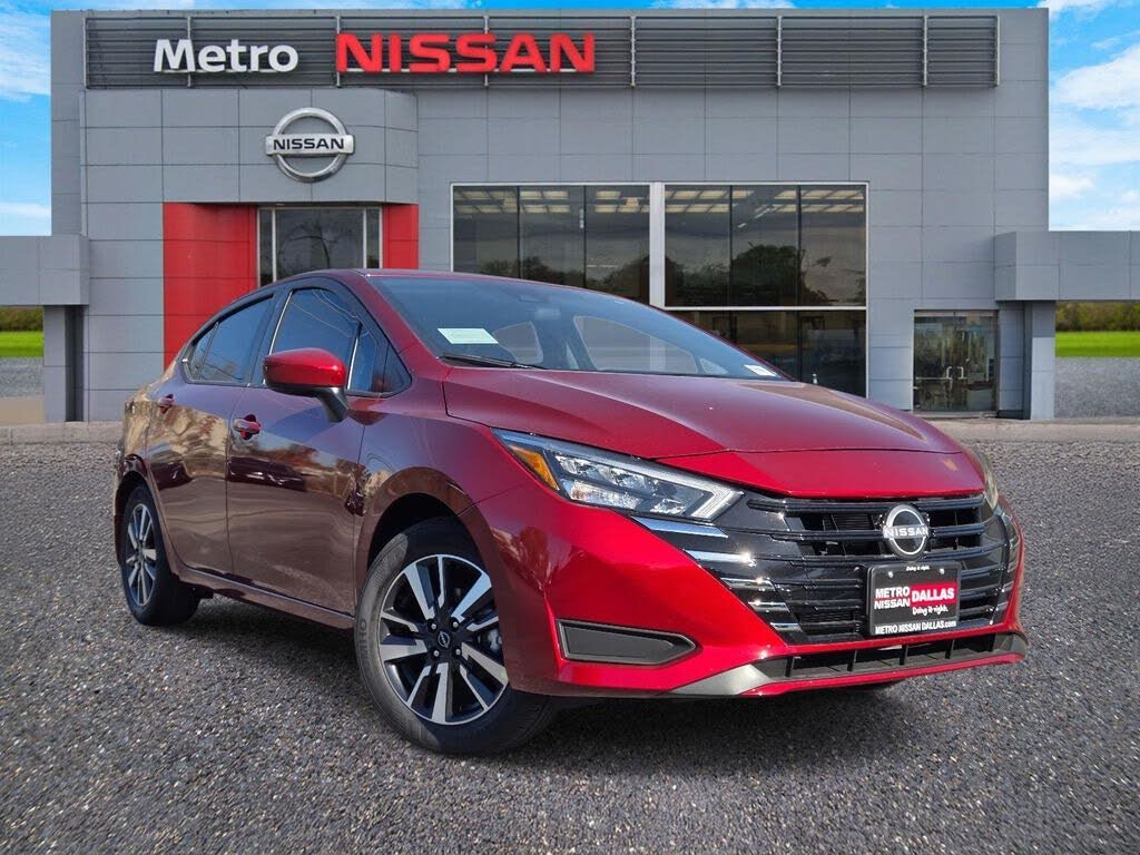 2025 Nissan Versa SV FWD