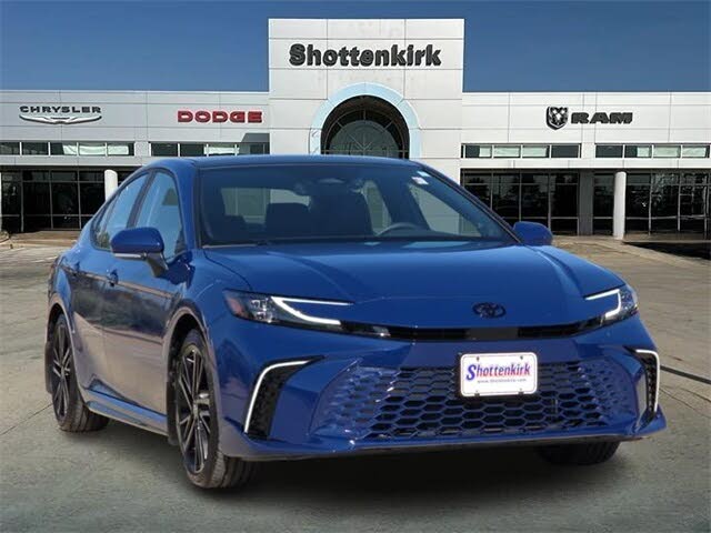 2025 Toyota Camry XSE FWD