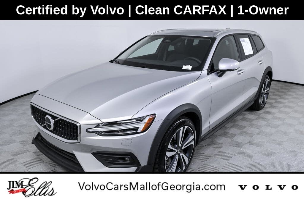 2025 Volvo V60 Cross Country B5 Plus AWD