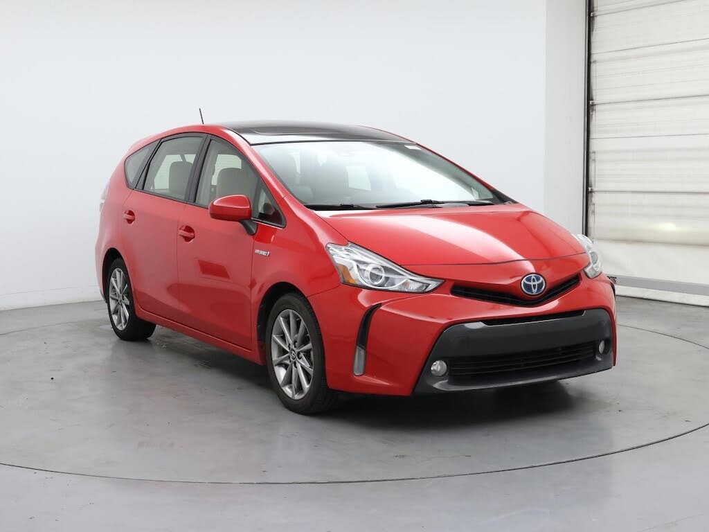2015 Toyota Prius v Five FWD