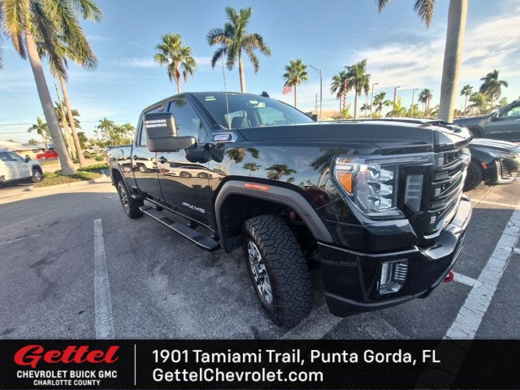 2021 GMC Sierra 2500HD AT4 Crew Cab 4WD