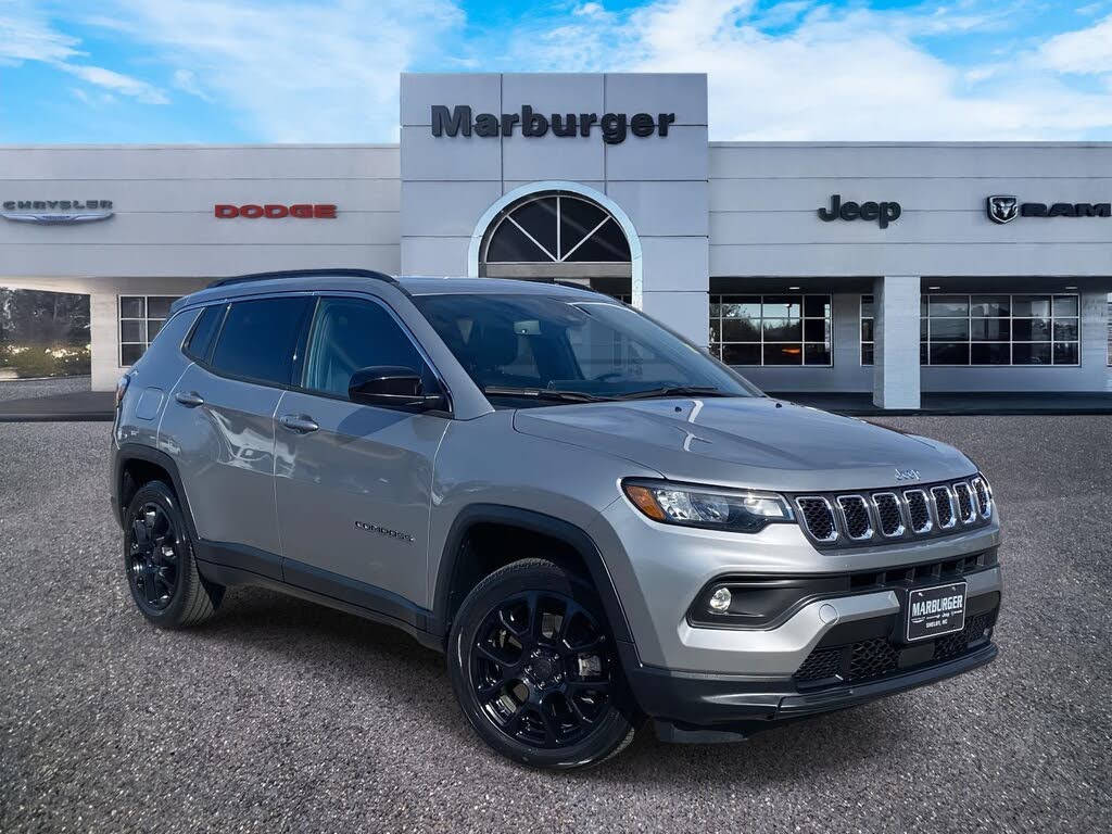 2023 Jeep Compass Latitude Lux 4WD