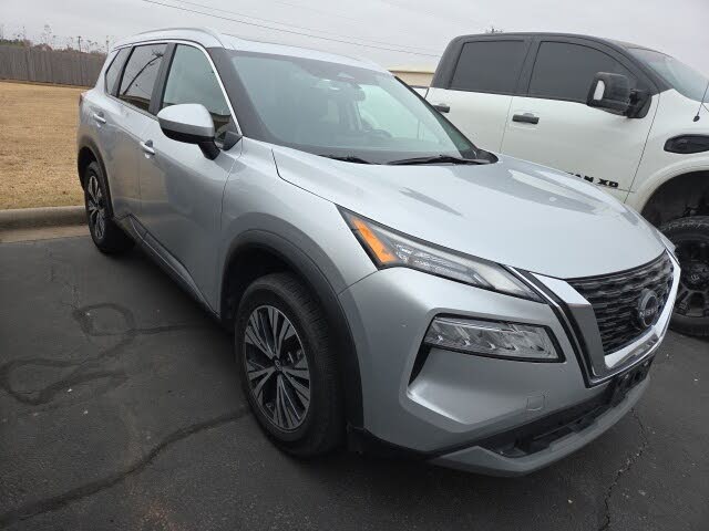 2023 Nissan Rogue SV FWD