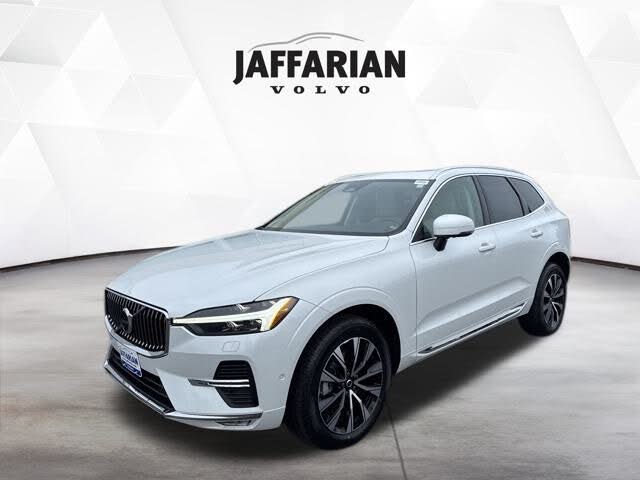 2023 Volvo XC60 B5 Plus Bright Theme AWD
