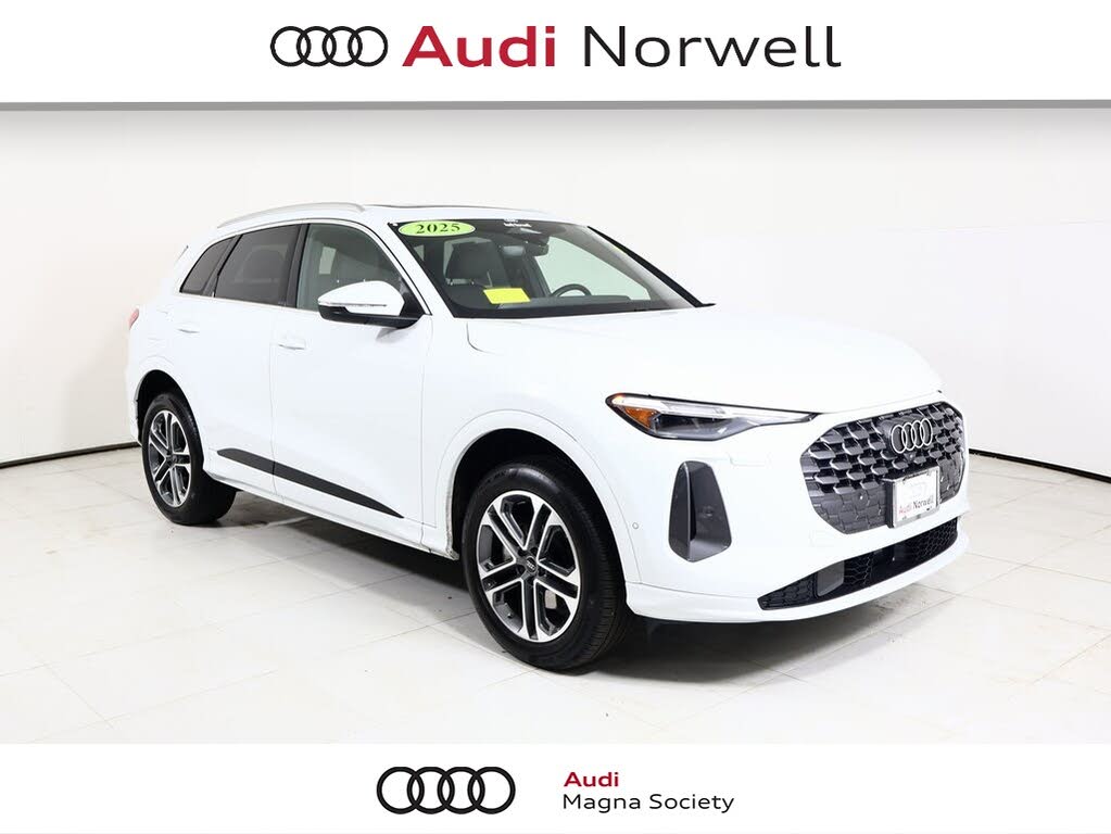 2025 Audi Q5 quattro Premium Plus 40 TFSI