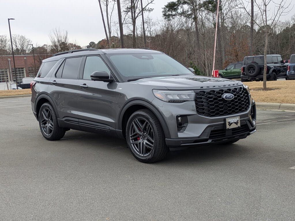 2026 Ford Explorer ST-Line RWD